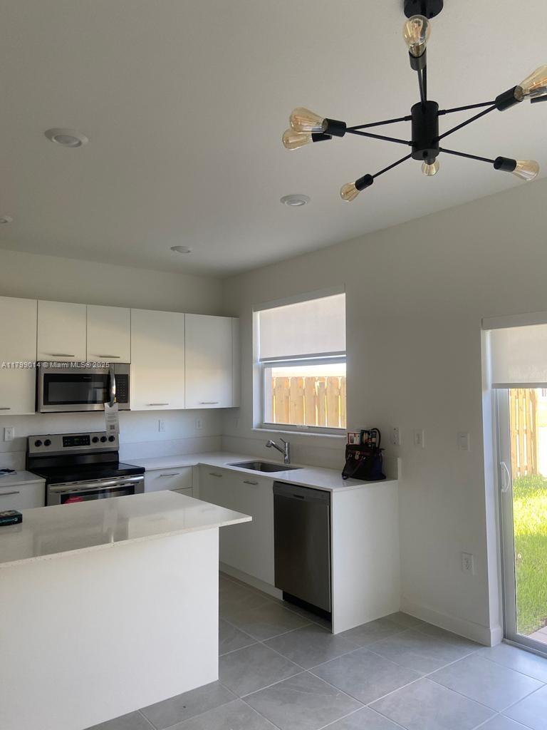Miami, Florida, 33167, United States, 3 Bedrooms Bedrooms, ,3 BathroomsBathrooms,Residential,For Sale,1805021
