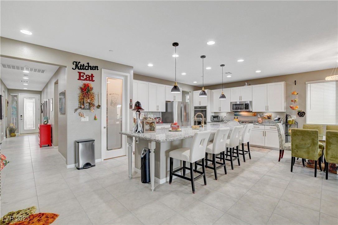 Henderson, Nevada, 89011, United States, 3 Bedrooms Bedrooms, ,2 BathroomsBathrooms,Residential,For Sale,1848397