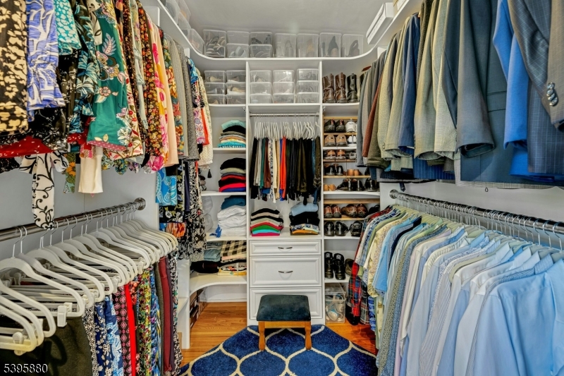 Morris Twp., New Jersey, 07960, United States, 4 Bedrooms Bedrooms, ,4 BathroomsBathrooms,Residential,For Sale,1989461