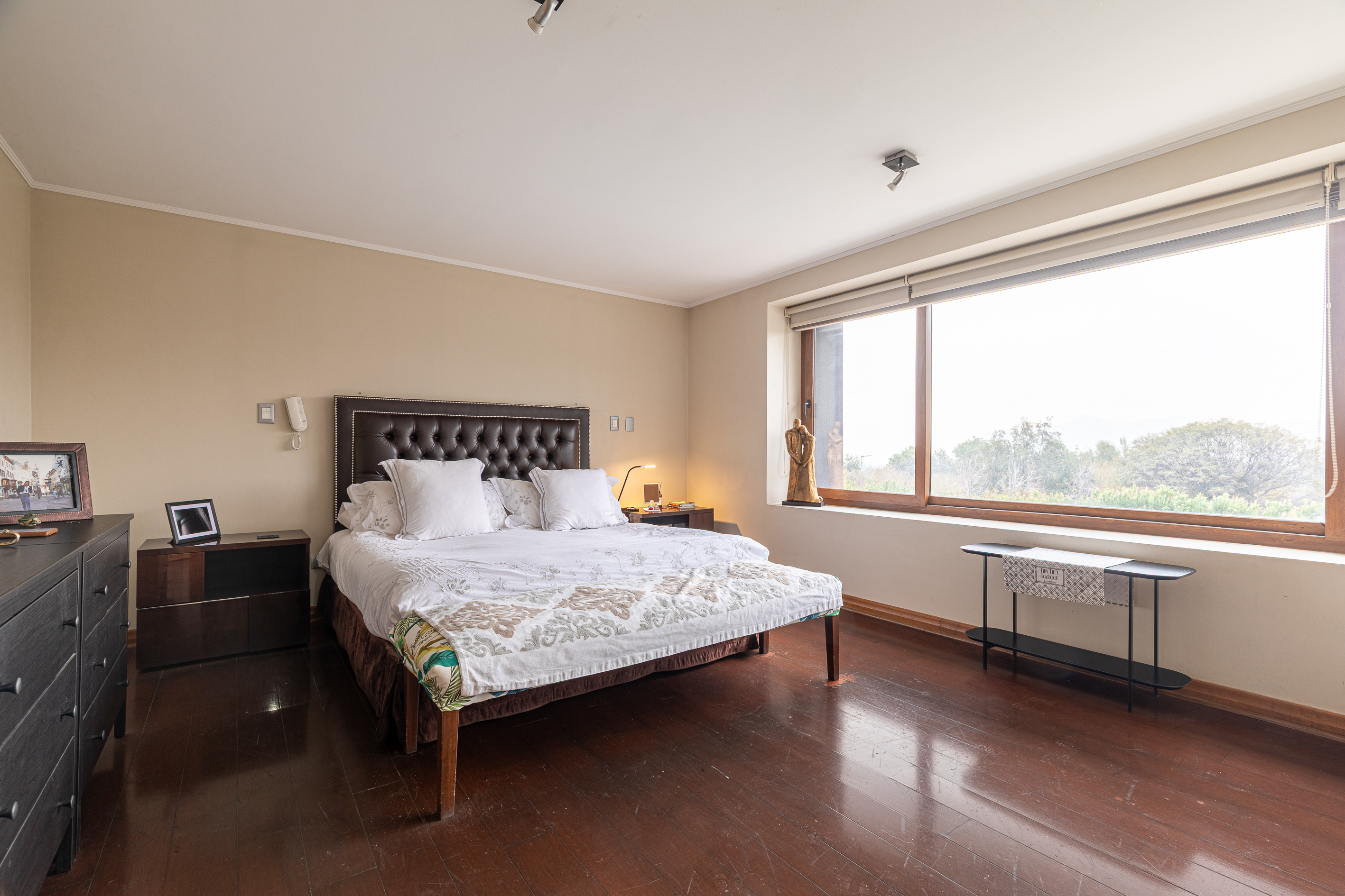  Contemporary 4-Bedroom Home in Piedra Roja - 物件實景