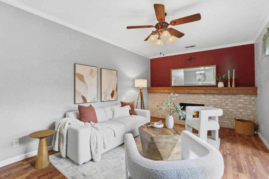 San Jose, California, 95123, United States, 3 Bedrooms Bedrooms, ,2 BathroomsBathrooms,Residential,For Sale,1975297