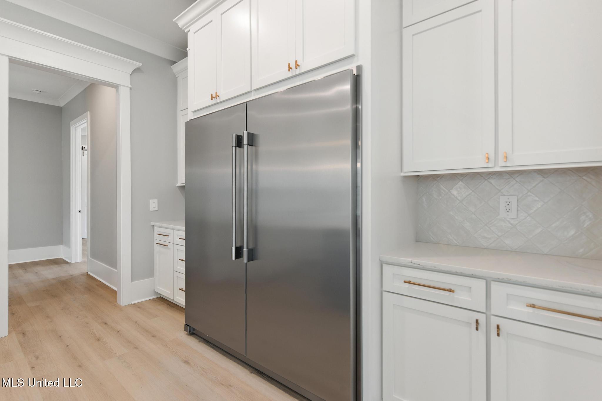 Gulfport, Mississippi, 39503, United States, 3 Bedrooms Bedrooms, ,2 BathroomsBathrooms,Residential,For Sale,1784044