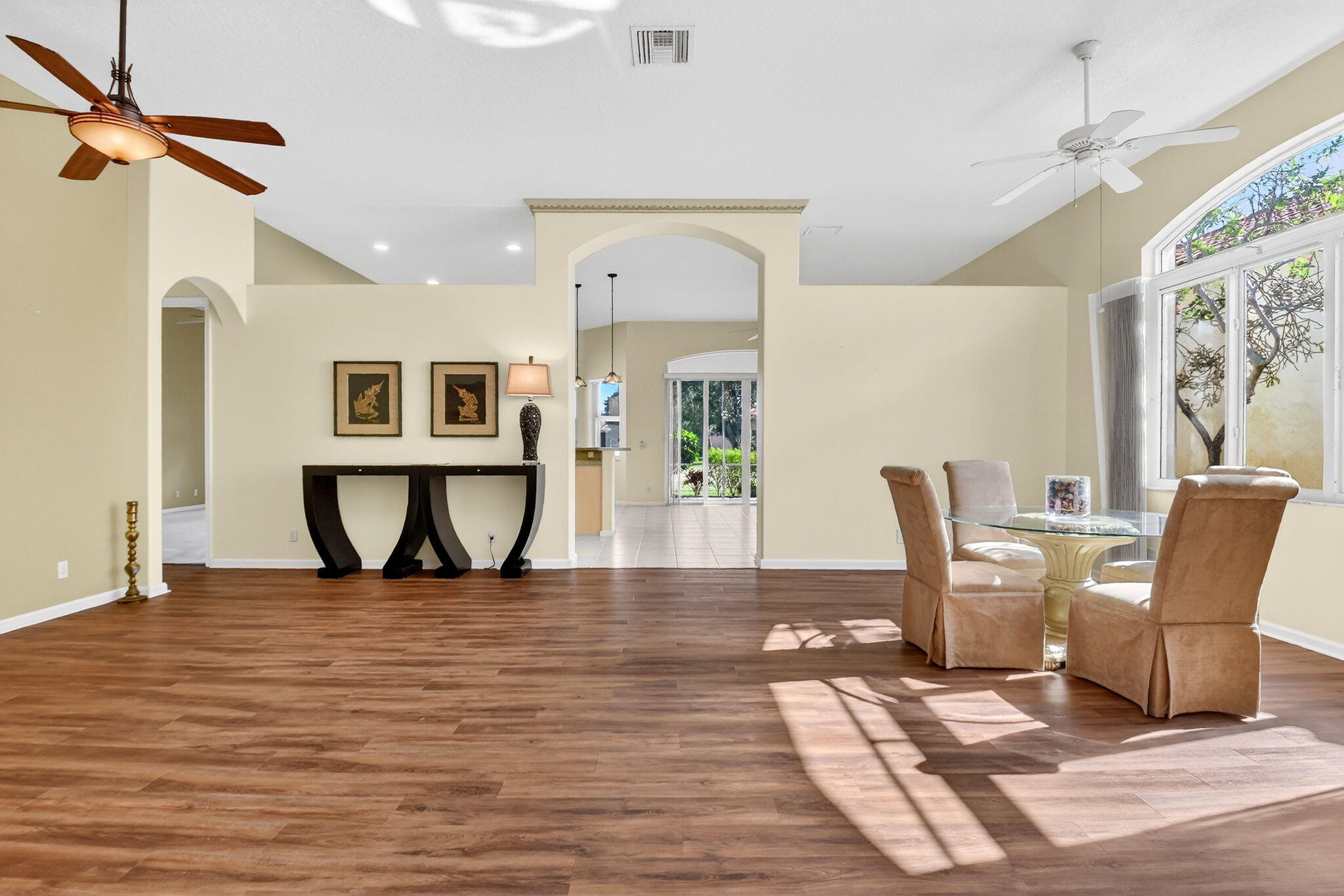 Delray Beach, Florida, 33446, United States, 3 Bedrooms Bedrooms, ,2 BathroomsBathrooms,Residential,For Sale,2003234