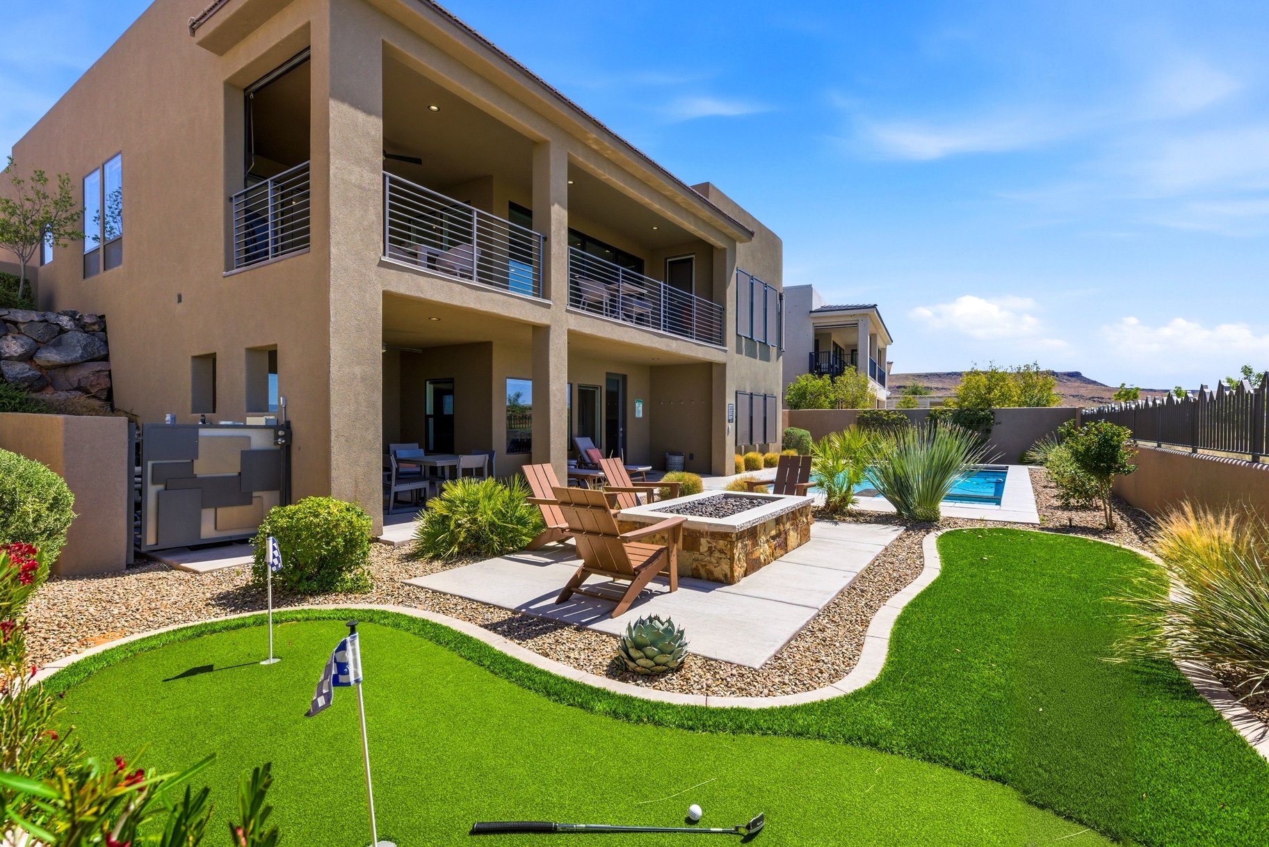  Desert Fairway Retreat with Short Term Investment Opportunity - 物件實景