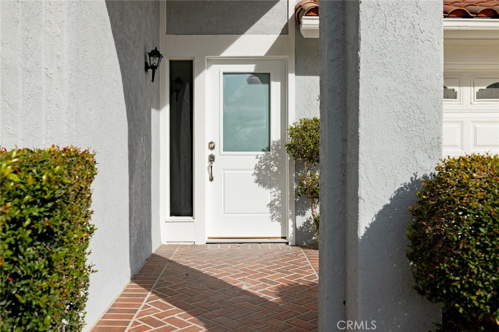 Mission Viejo, California, 92692, United States, 3 Bedrooms Bedrooms, ,2 BathroomsBathrooms,Residential,For Sale,1997044