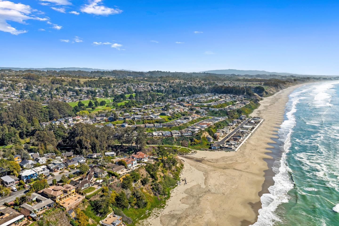 Aptos, California, 95003, United States, 5 Bedrooms Bedrooms, ,3 BathroomsBathrooms,Residential,For Sale,1847645