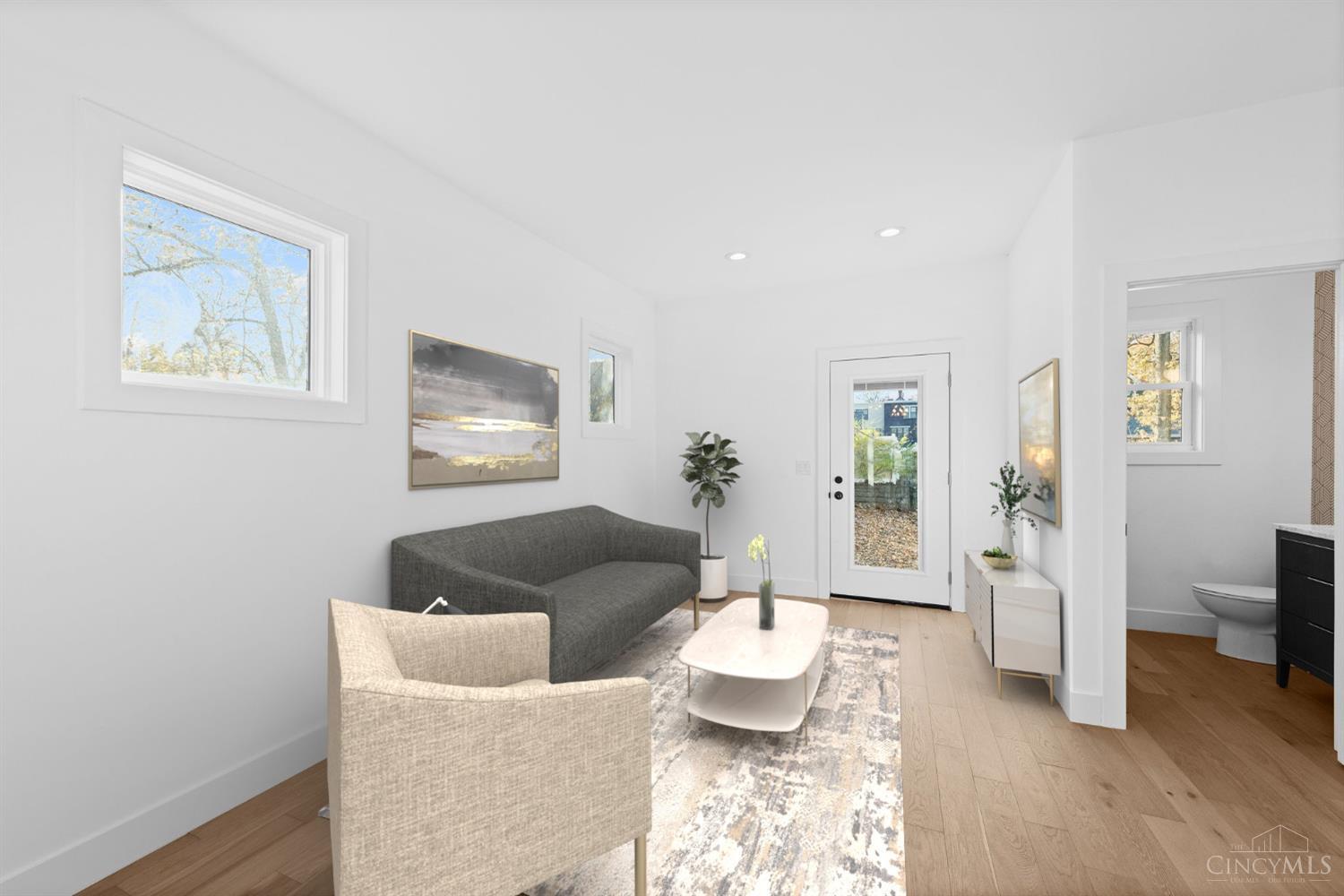 Cincinnati, Ohio, 45207, United States, 3 Bedrooms Bedrooms, ,3 BathroomsBathrooms,Residential,For Sale,1993082