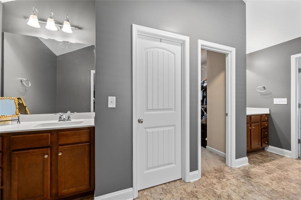 Lawrenceville, Georgia, 30043, United States, 4 Bedrooms Bedrooms, ,4 BathroomsBathrooms,Residential,For Sale,1818554