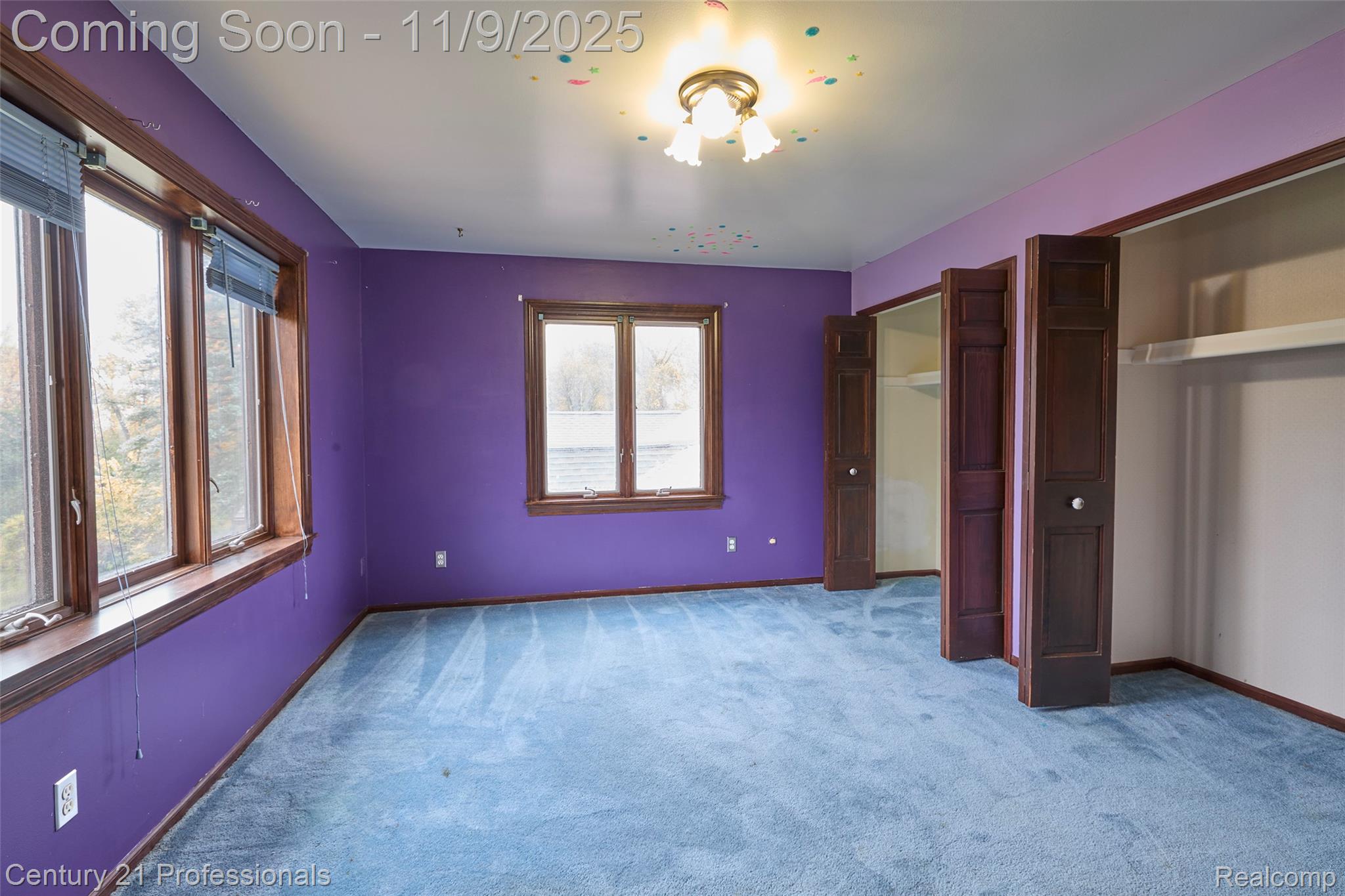 Rochester, Michigan, 48306, United States, 5 Bedrooms Bedrooms, ,6 BathroomsBathrooms,Residential,For Sale,1987117