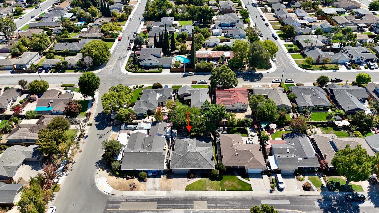 Santa Clara, California, 95050, United States, 3 Bedrooms Bedrooms, ,2 BathroomsBathrooms,Residential,For Sale,1942151
