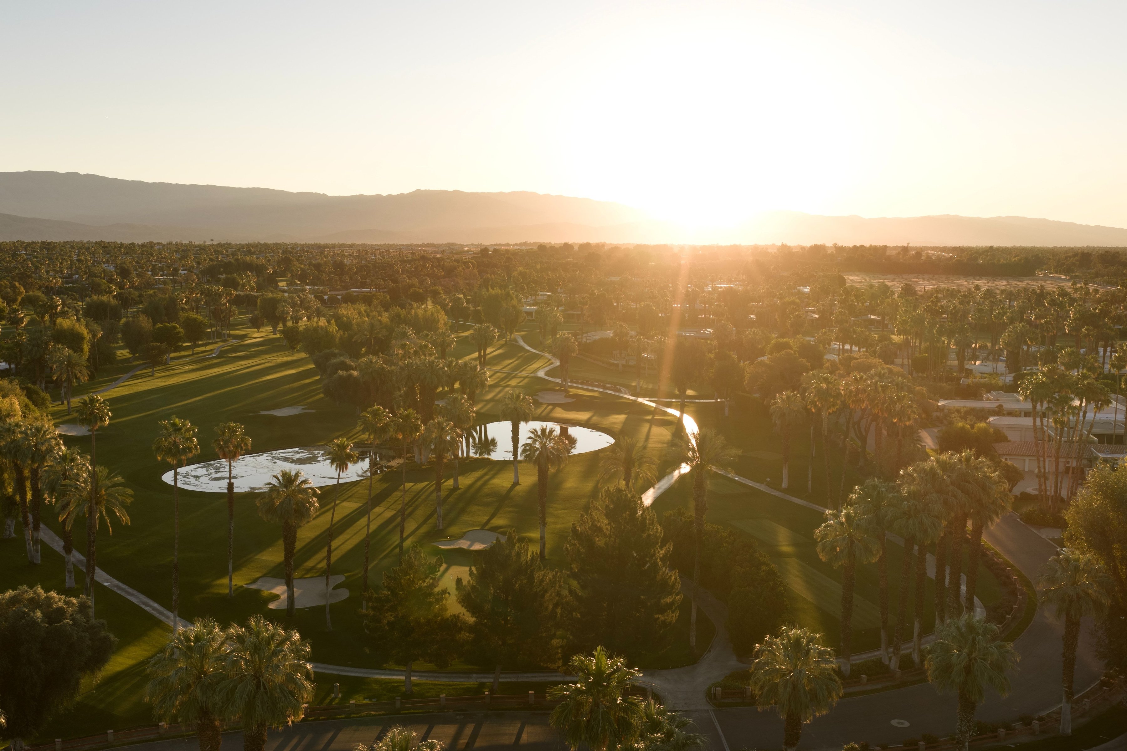  Private Modern Sanctuary Steps from Tamarisk Country Club - 物件實景