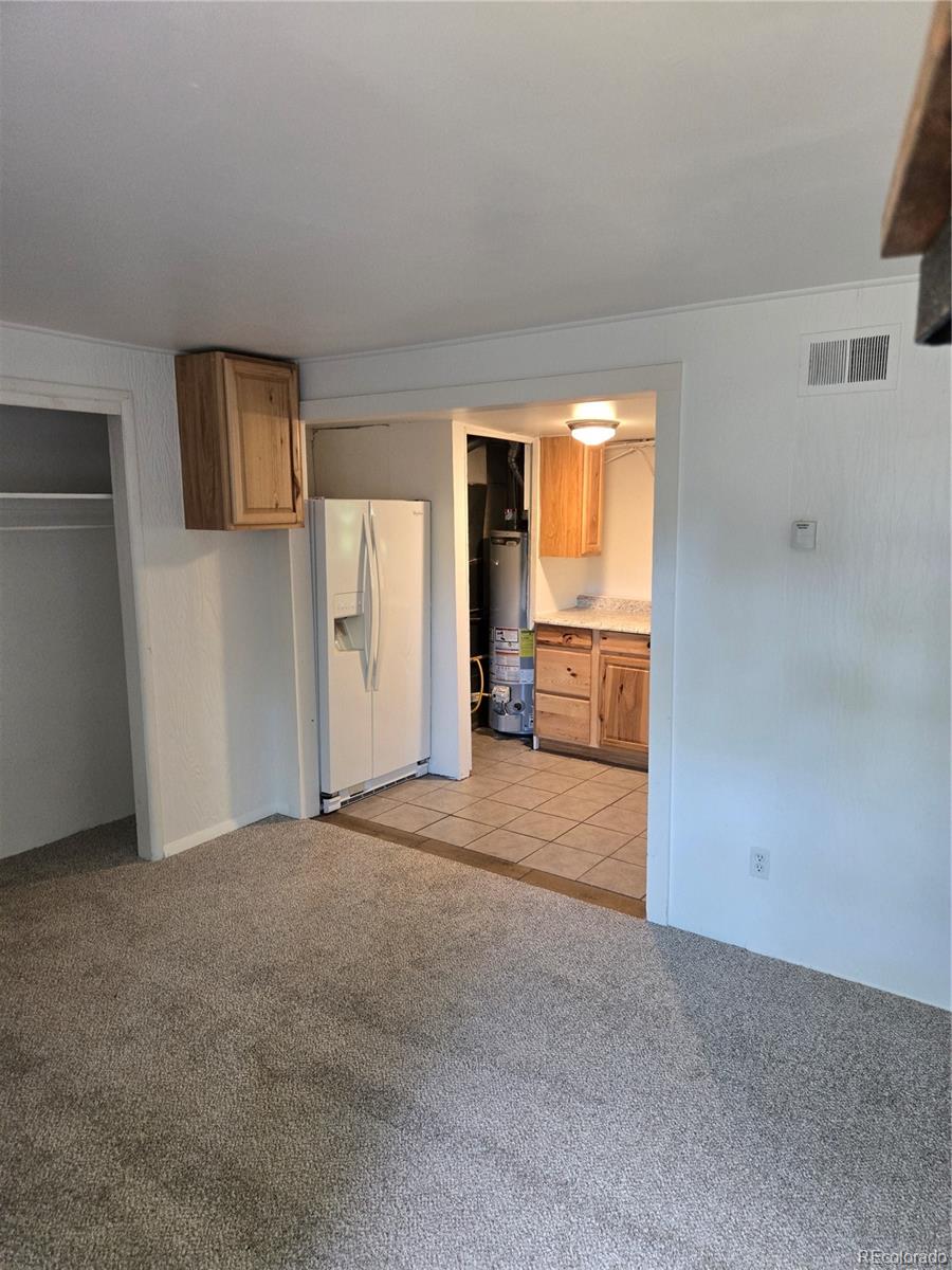 Lakewood, Colorado, 80215, United States, 4 Bedrooms Bedrooms, ,2 BathroomsBathrooms,Residential,For Sale,1875138