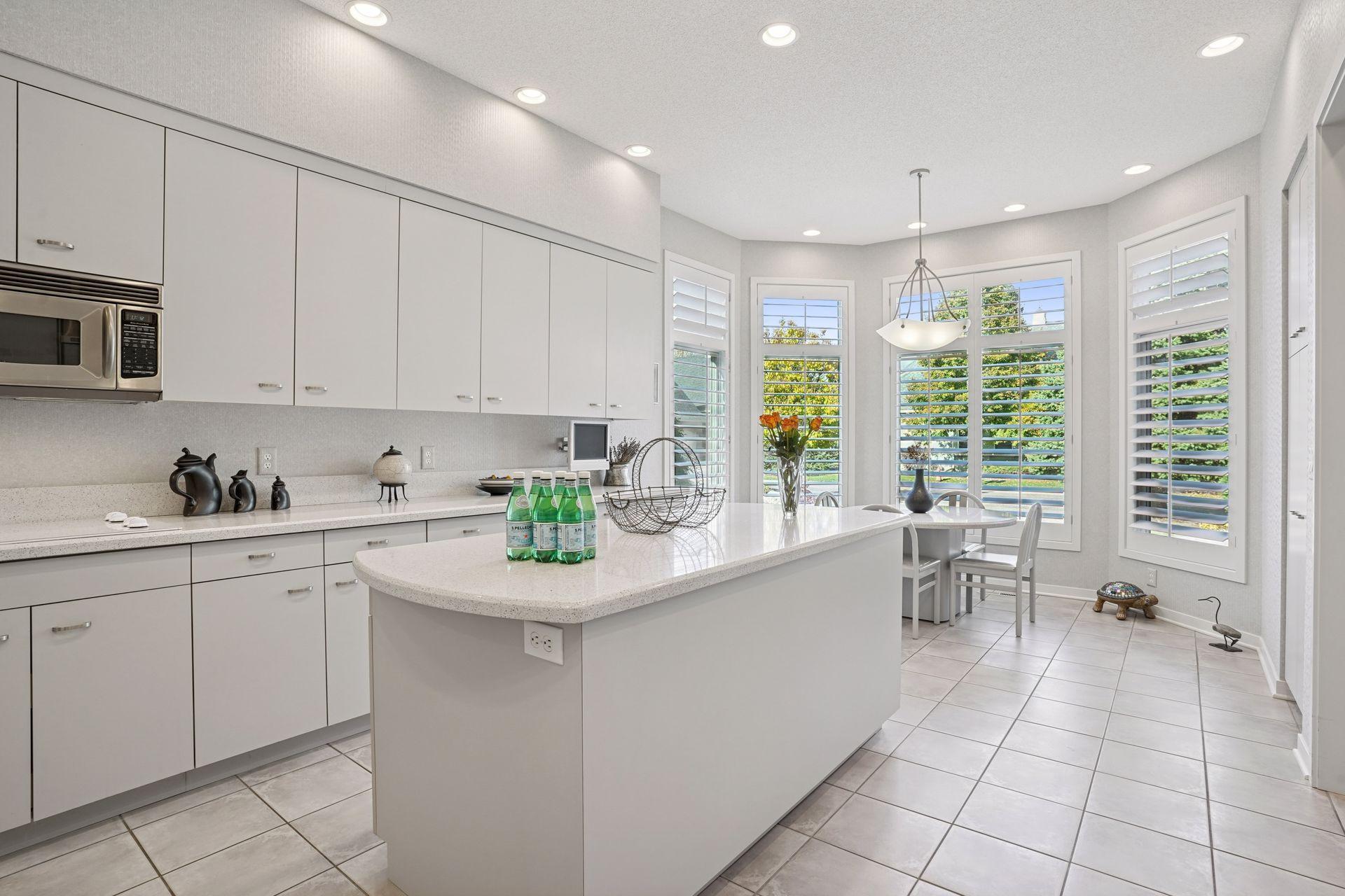 Lilydale, Minnesota, 55118, United States, 3 Bedrooms Bedrooms, ,3 BathroomsBathrooms,Residential,For Sale,1989452