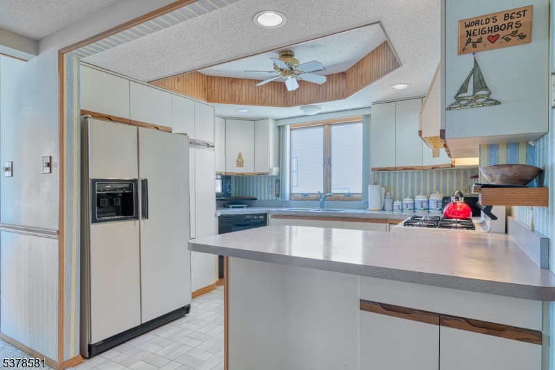 Little Egg Harbor Twp., New Jersey, 08087, United States, 3 Bedrooms Bedrooms, ,2 BathroomsBathrooms,Residential,For Sale,1917143