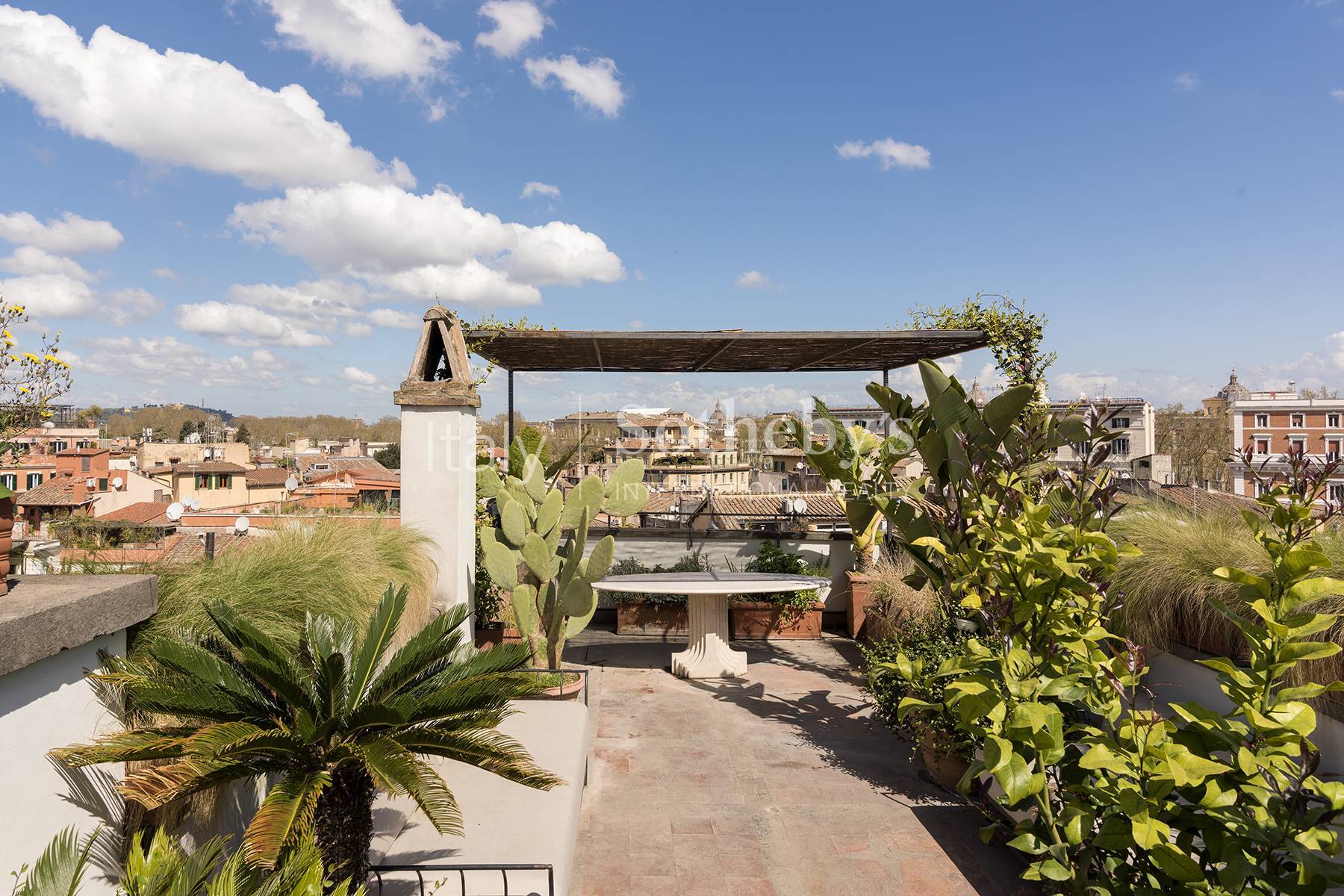  Prestigious penthouse with stunning panoramic terraces in Trastevere - 物件實景