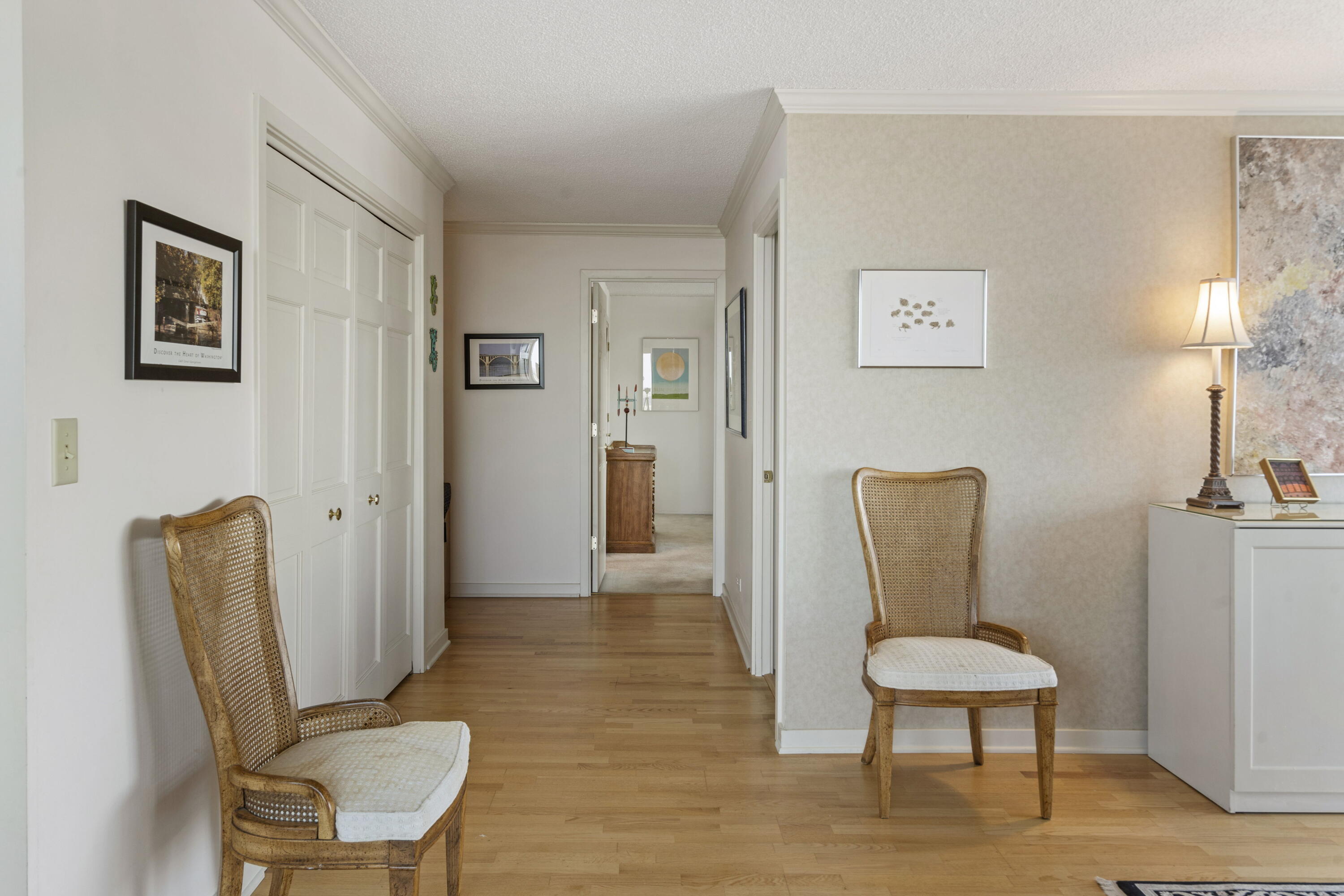 Milwaukee, Wisconsin, 53202, United States, 5 Bedrooms Bedrooms, ,5 BathroomsBathrooms,Residential,For Sale,1827277