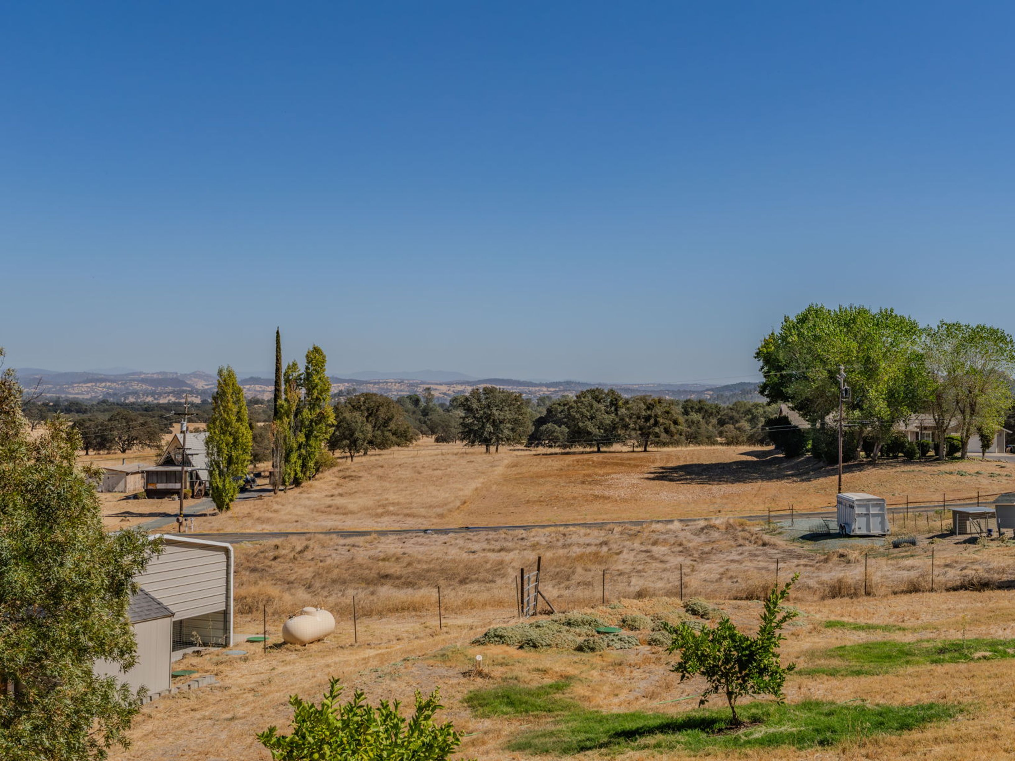  4611 Roadrunner Drive, Ione, CA 95640 - 物件實景