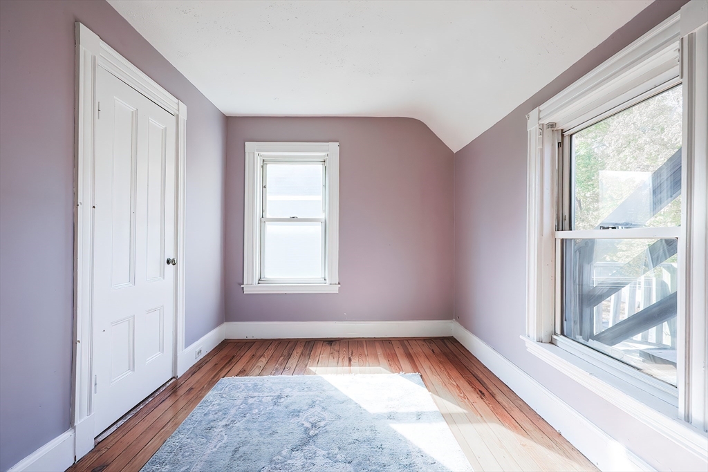 Boston, Massachusetts, 02136, United States, 4 Bedrooms Bedrooms, ,2 BathroomsBathrooms,Residential,For Sale,1944932