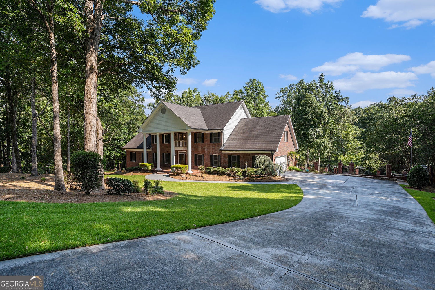 McDonough, Georgia, 30252, United States, 5 Bedrooms Bedrooms, ,6 BathroomsBathrooms,Residential,For Sale,1869164
