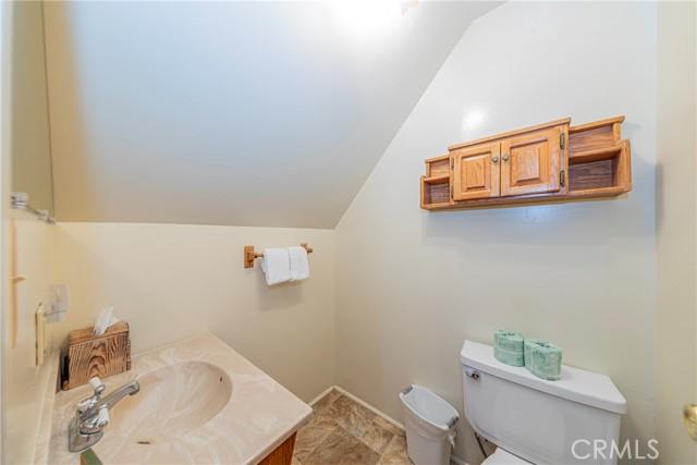 Yosemite, California, 95389, United States, 5 Bedrooms Bedrooms, ,4 BathroomsBathrooms,Residential,For Sale,1981132