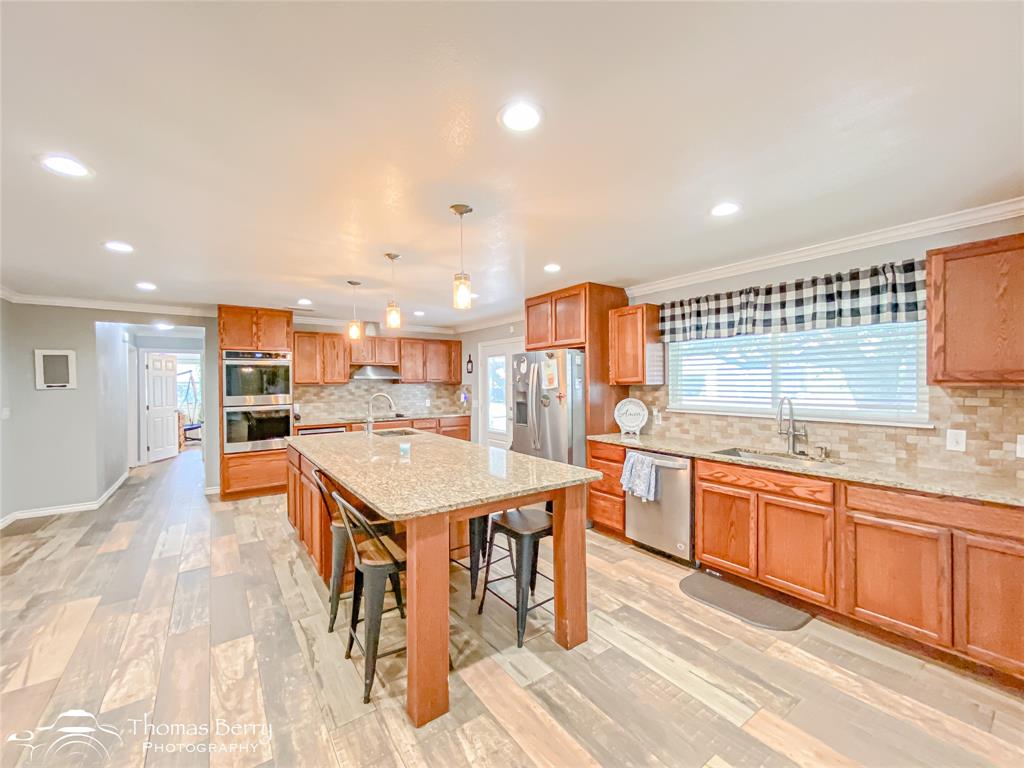 Clyde, Texas, 79510, United States, 3 Bedrooms Bedrooms, ,2 BathroomsBathrooms,Residential,For Sale,1898763