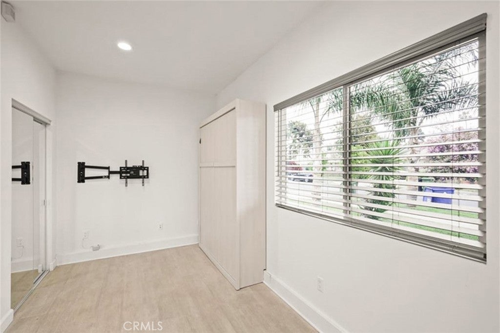 Valley Glen, California, 91405, United States, 3 Bedrooms Bedrooms, ,3 BathroomsBathrooms,Residential,For Sale,1938846