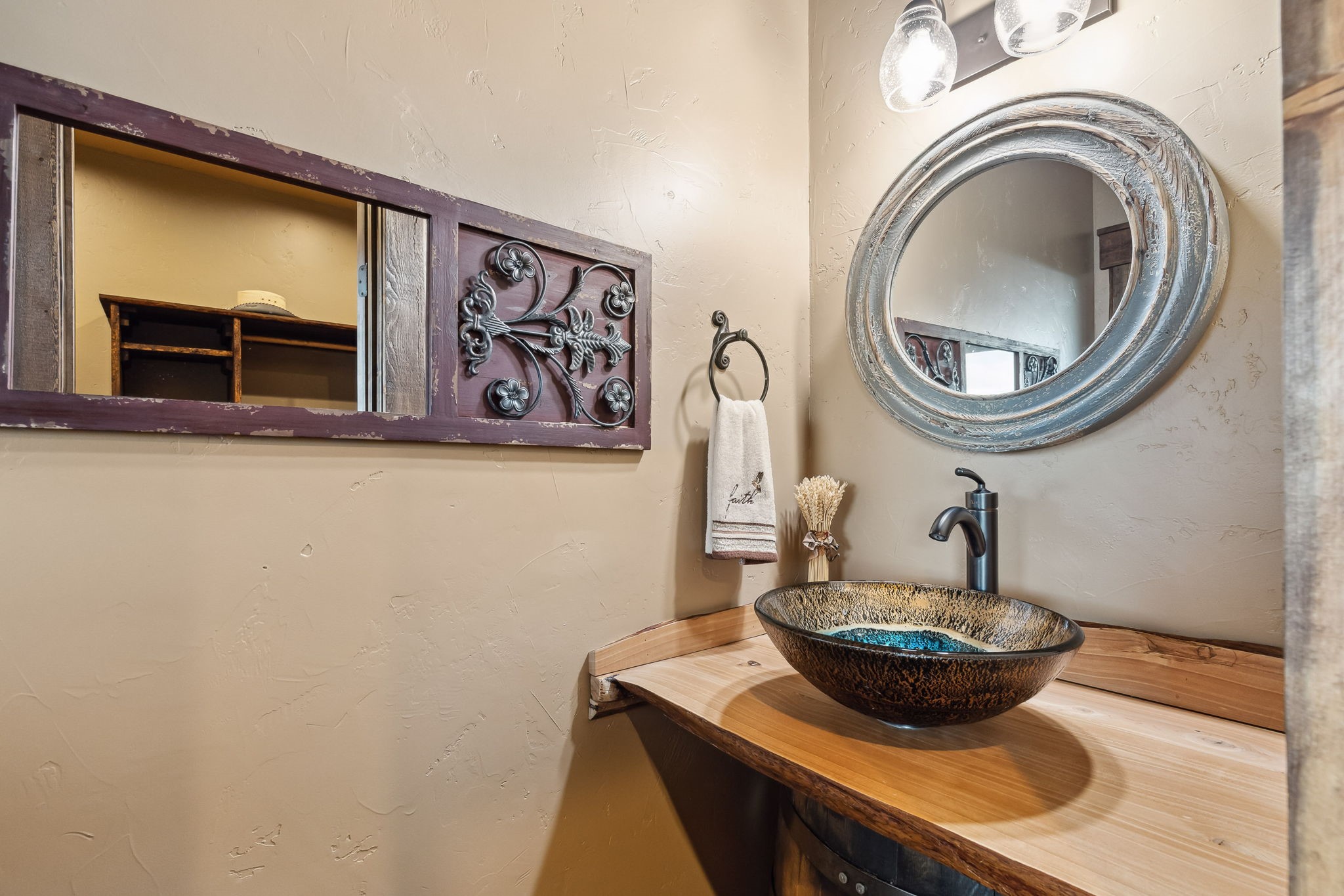  250 Crested Butte Way - 物件實景