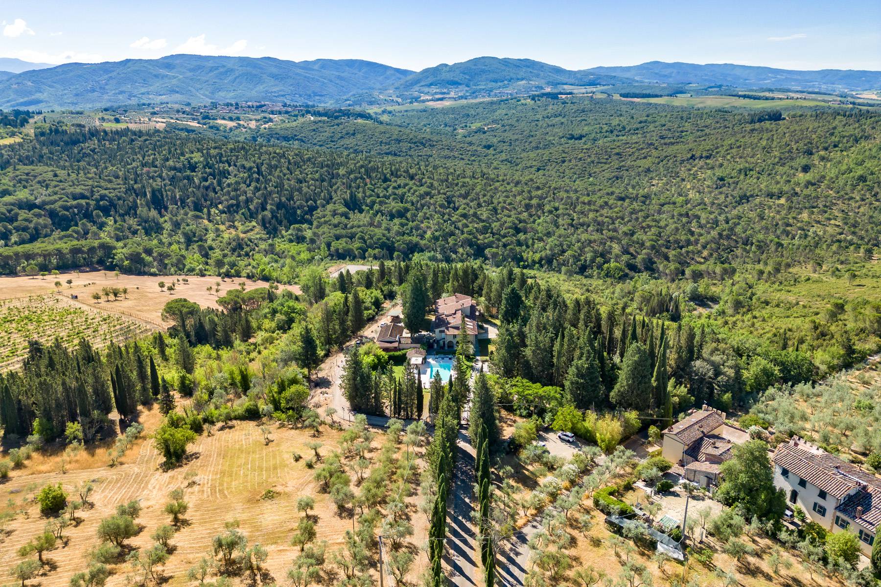  Unprecedented turn-key estate with pool and helipad in Impruneta at 15 minutes - 物件實景