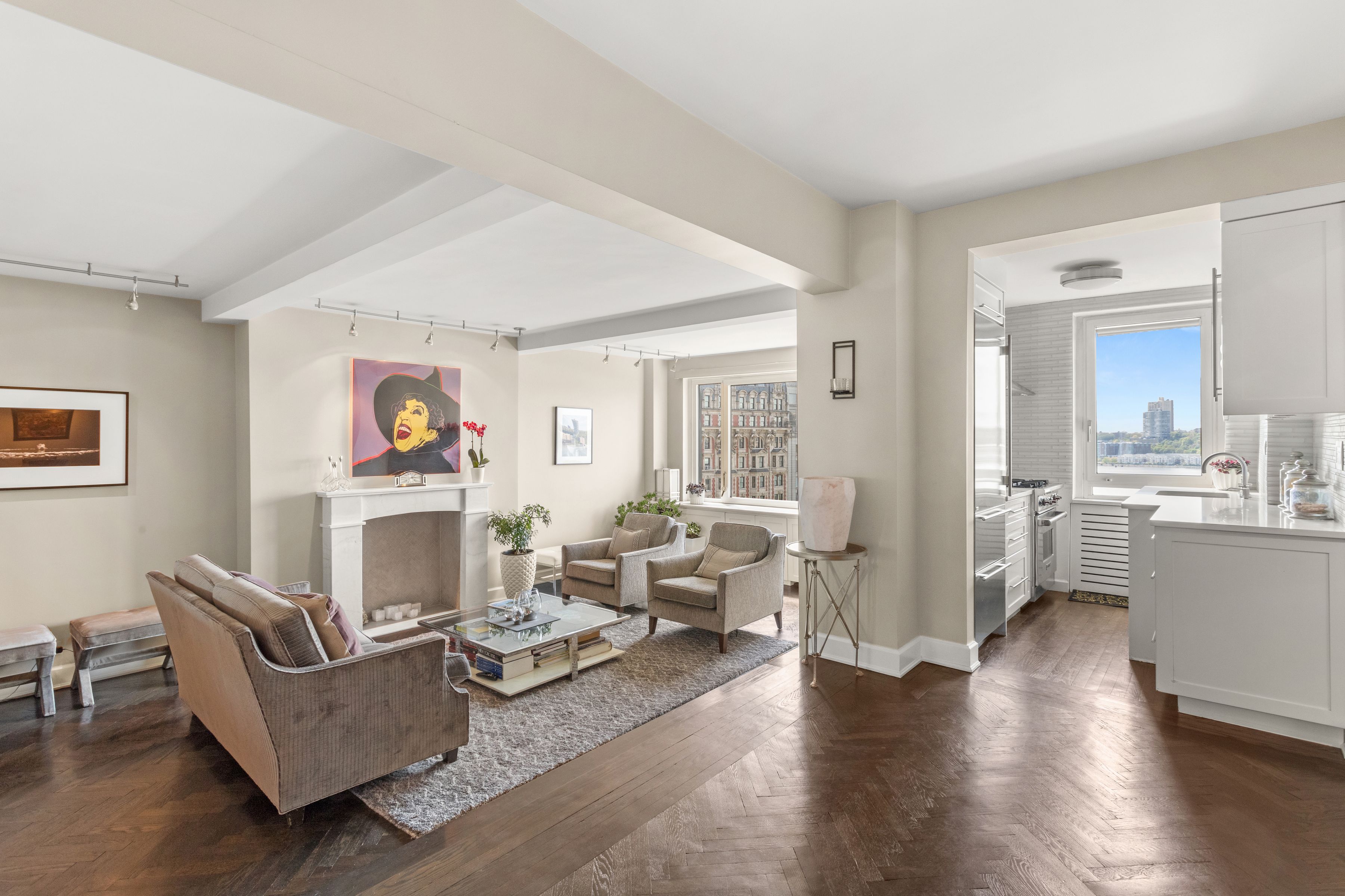 5 Riverside Dr, New York, NY 10023