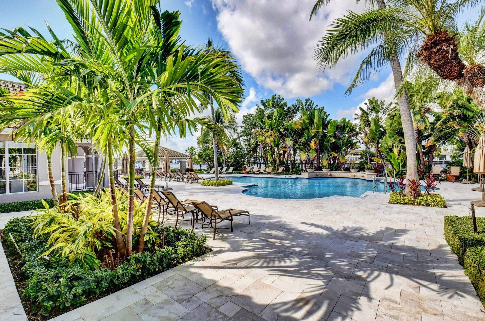 Highland Beach, Florida, 33487, United States, 2 Bedrooms Bedrooms, ,2 BathroomsBathrooms,Residential,For Sale,1921723