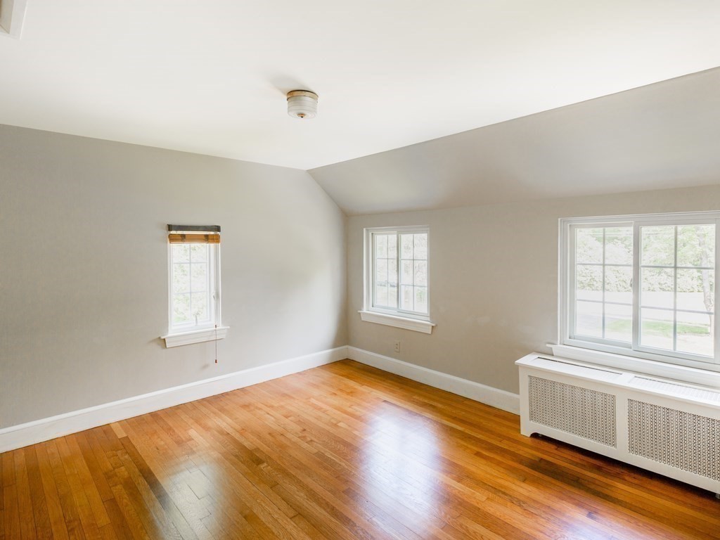Brockton, Massachusetts, 02301, United States, 5 Bedrooms Bedrooms, ,3 BathroomsBathrooms,Residential,For Sale,1879752
