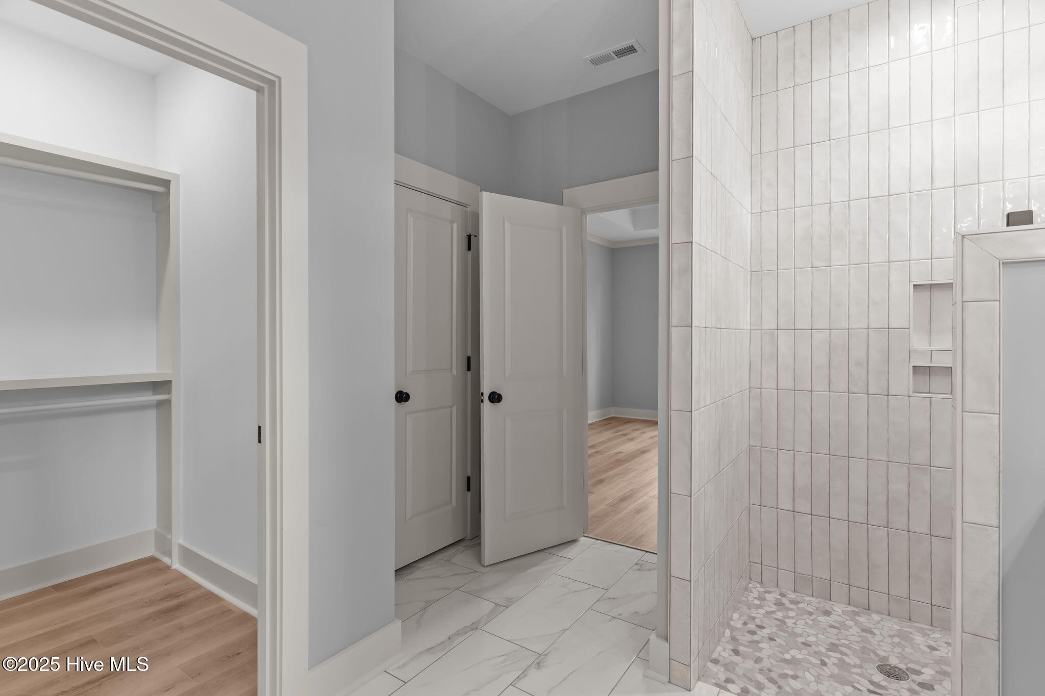 Bolivia, North Carolina, 28422, United States, 4 Bedrooms Bedrooms, ,4 BathroomsBathrooms,Residential,For Sale,1976171