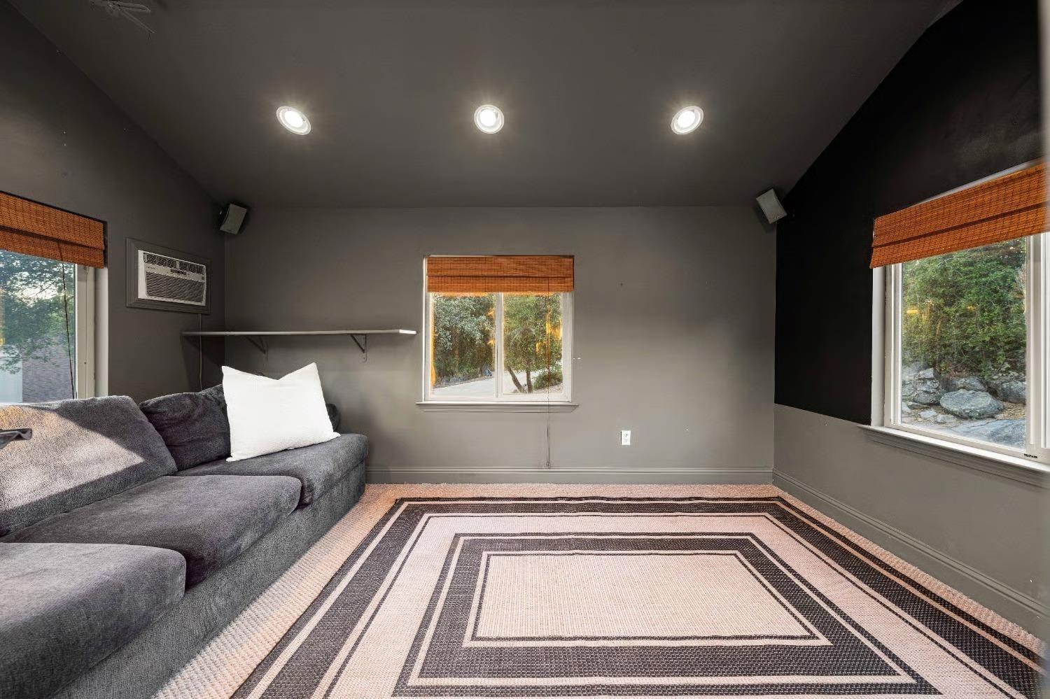 Loomis, California, 95650, United States, 5 Bedrooms Bedrooms, ,6 BathroomsBathrooms,Residential,For Sale,1744630