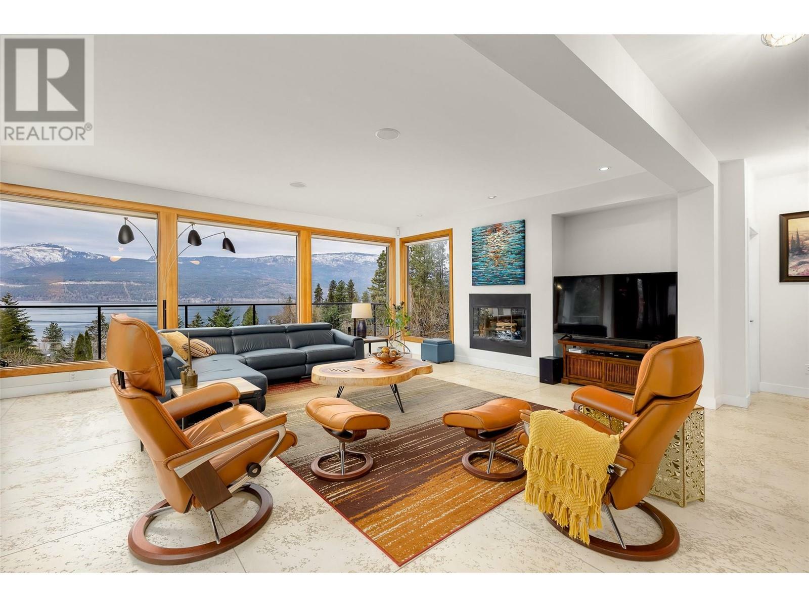 LAKE COUNTRY, British Columbia, V4V 1B3, CA, 5 Bedrooms Bedrooms, ,4 BathroomsBathrooms,Residential,For Sale,1838112