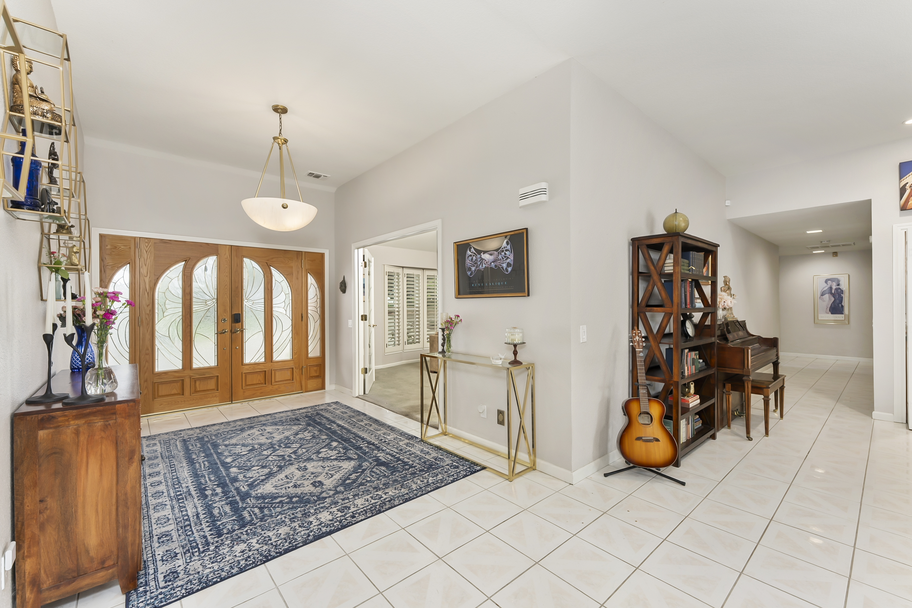  2230 Hillcrest Way, Carmichael, CA 95608 - 物件實景