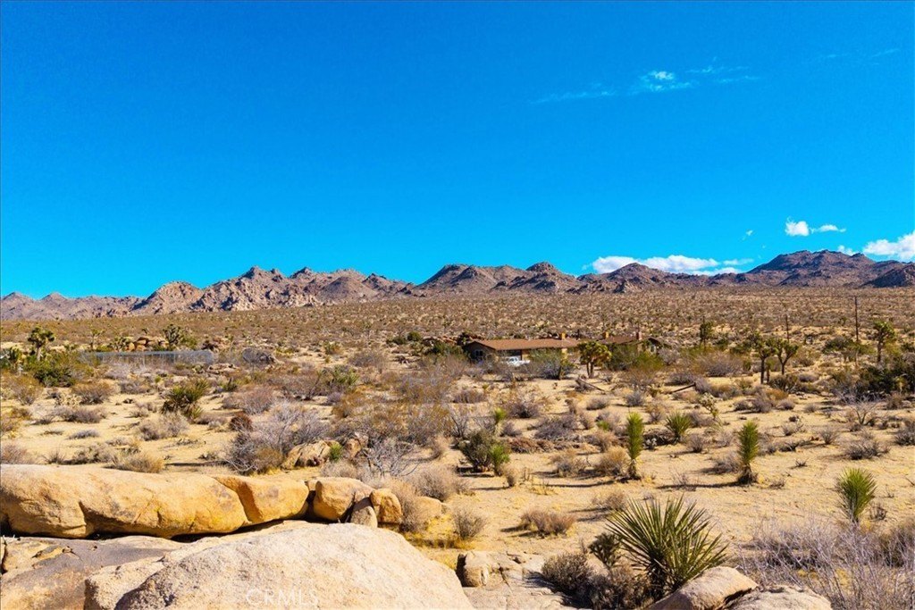 Joshua Tree, California, 92252, United States, 3 Bedrooms Bedrooms, ,2 BathroomsBathrooms,Residential,For Sale,1942307