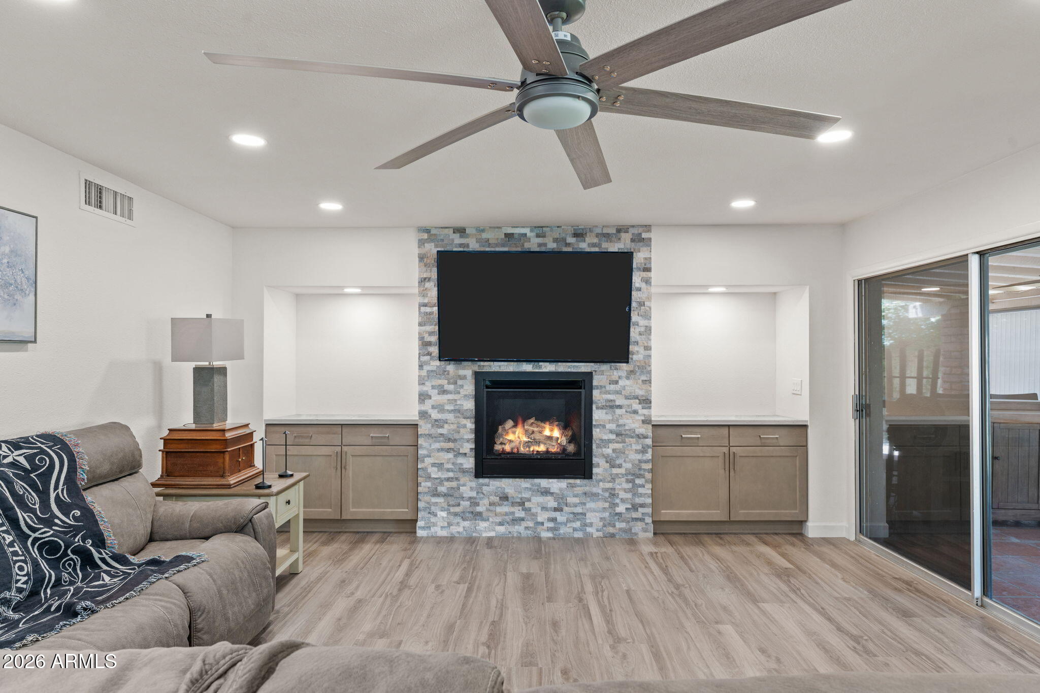 Scottsdale, Arizona, 85250, United States, 3 Bedrooms Bedrooms, ,Residential,For Sale,2048701
