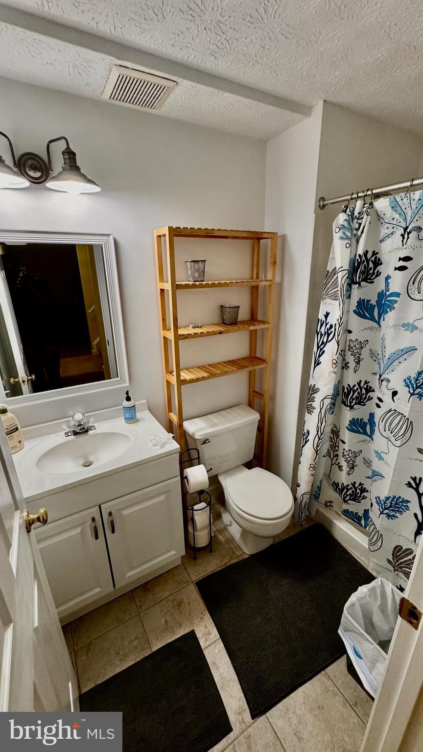 Upper Marlboro, Maryland, 20774, United States, 4 Bedrooms Bedrooms, ,4 BathroomsBathrooms,Residential,For Sale,1978705