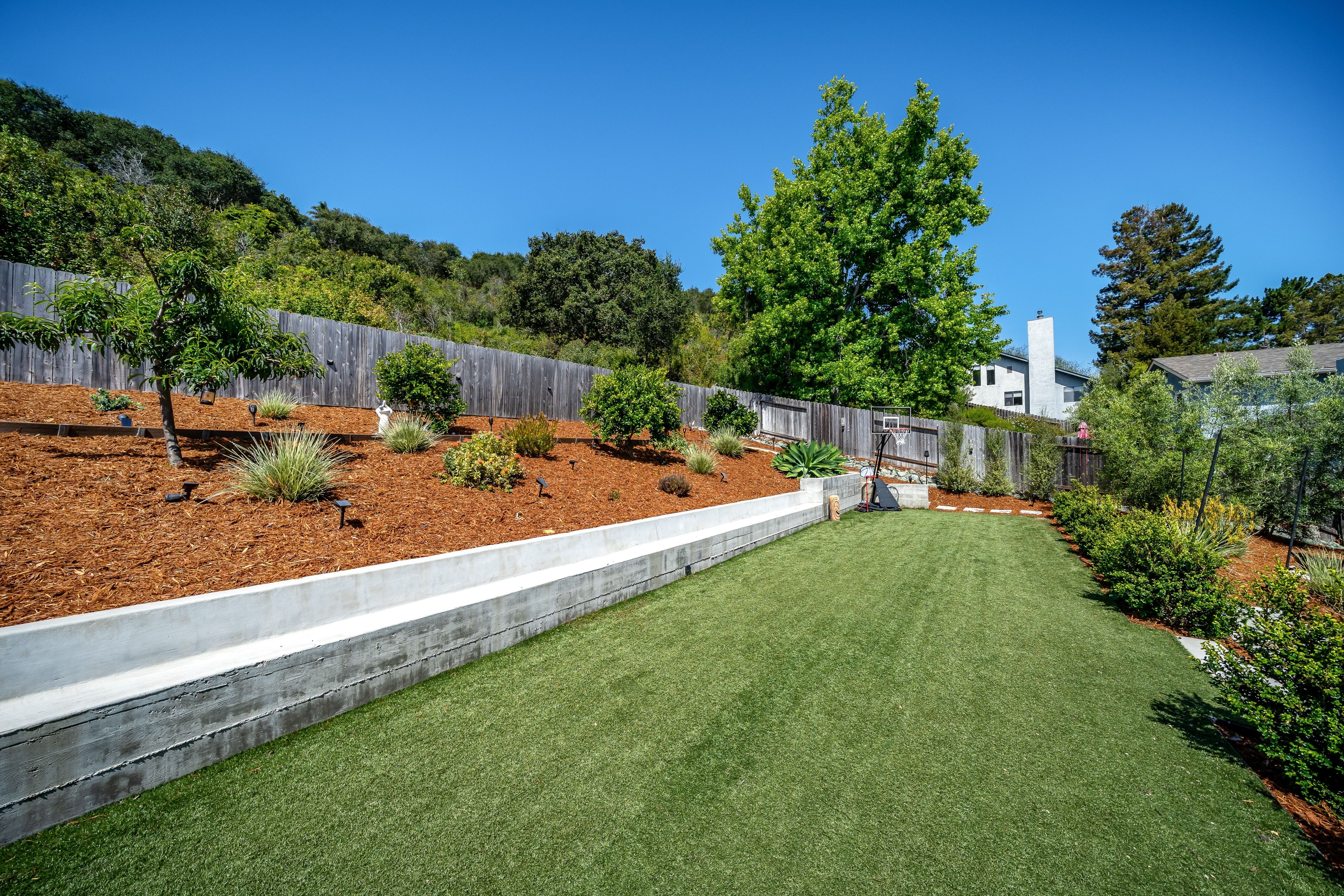  California Coastal Living Meets Modern Farmhouse Design - 物件實景