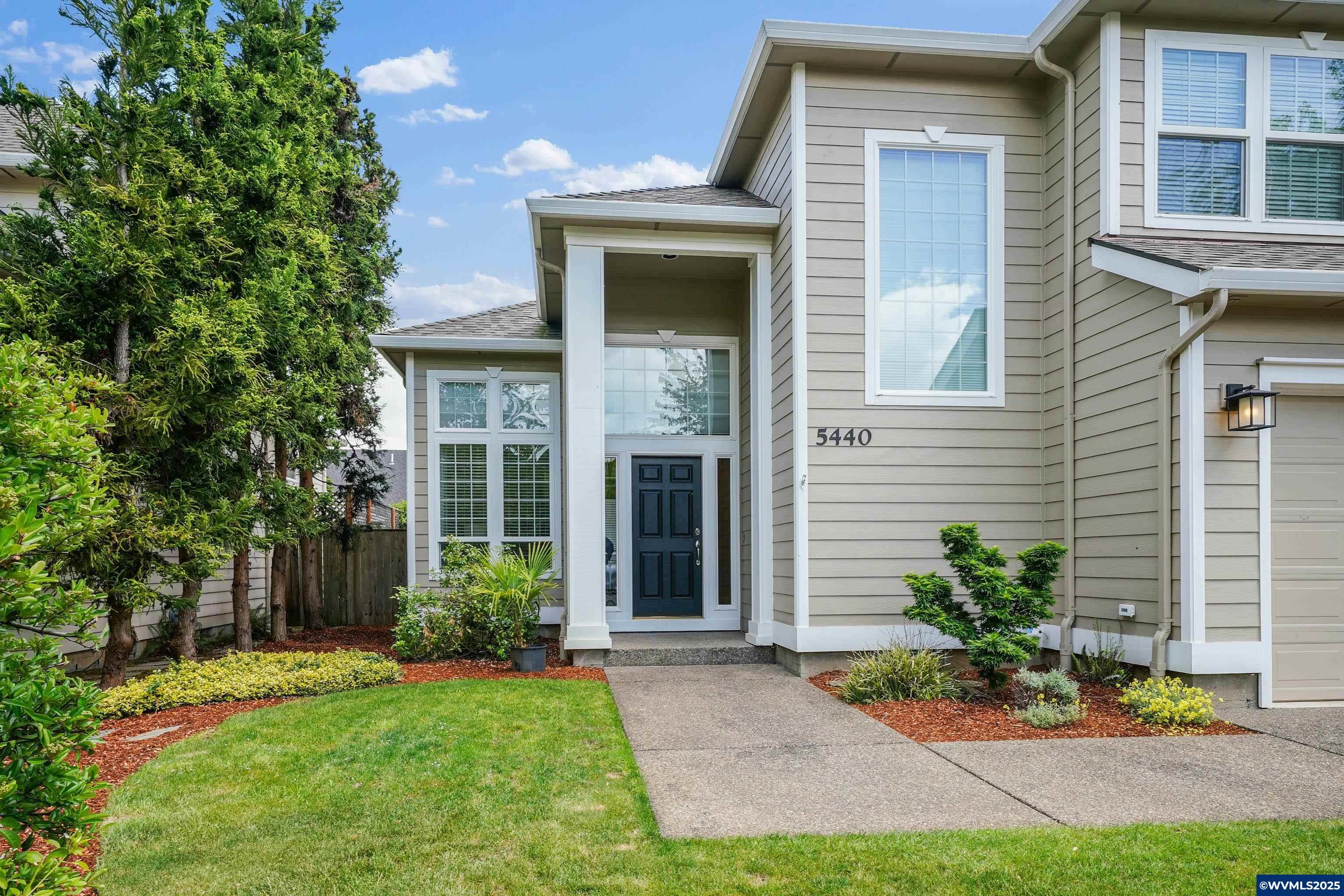 Salem, Oregon, 97306, United States, 5 Bedrooms Bedrooms, ,4 BathroomsBathrooms,Residential,For Sale,1786457