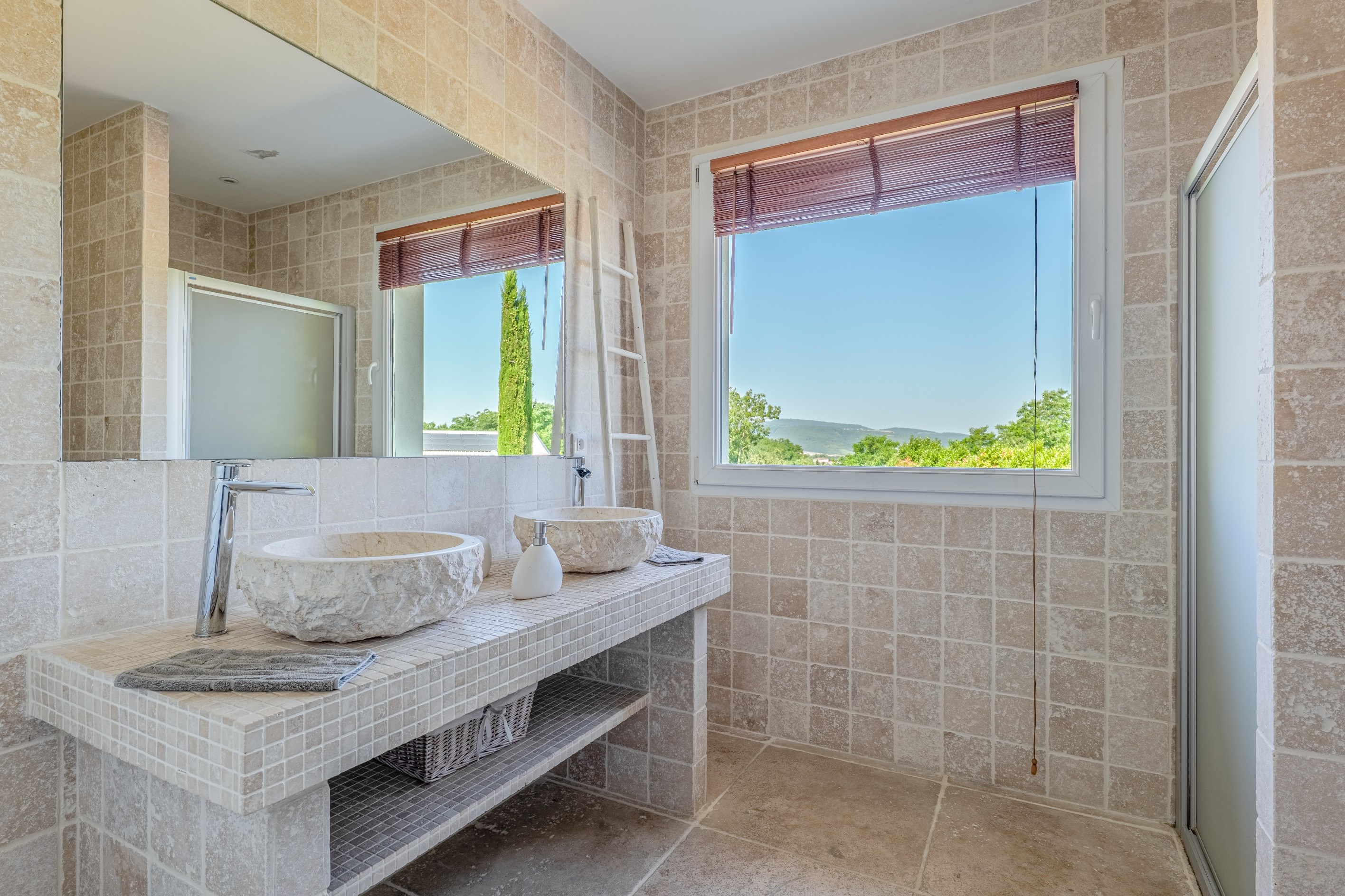  Architect villa with pool & jacuzzi - Just 20 minutes from Lyon - 物件實景
