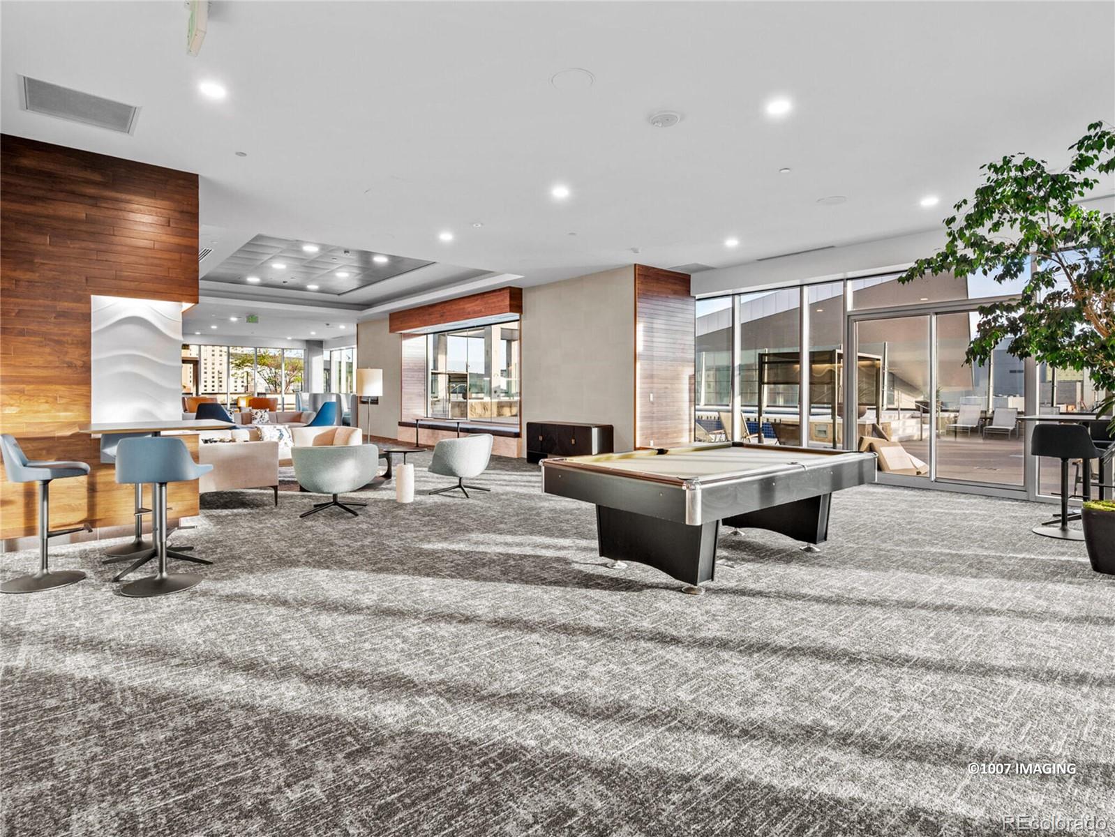 Denver, Colorado, 80202, United States, 2 Bedrooms Bedrooms, ,3 BathroomsBathrooms,Residential,For Sale,1989378