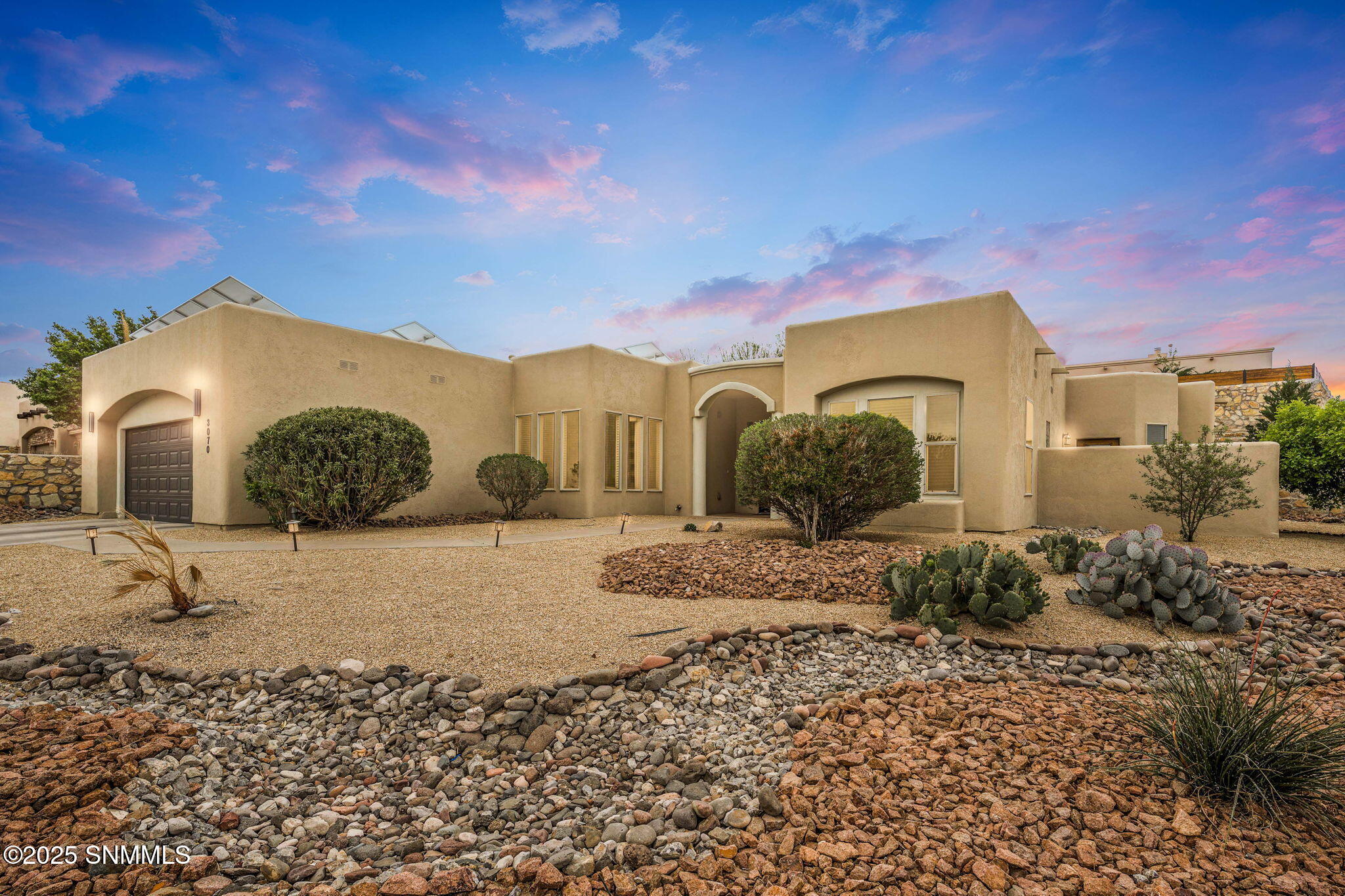 Las Cruces, New Mexico, 88011, United States, 4 Bedrooms Bedrooms, ,3 BathroomsBathrooms,Residential,For Sale,1777024