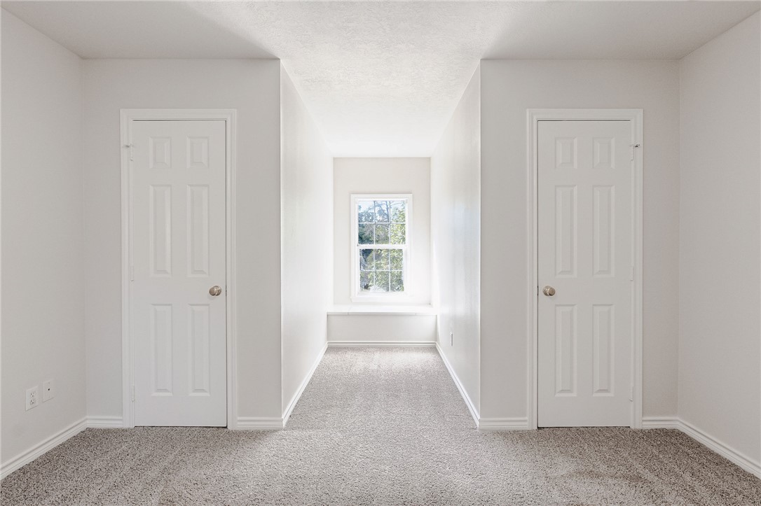 Bryan, Texas, 77808, United States, 3 Bedrooms Bedrooms, ,3 BathroomsBathrooms,Residential,For Sale,1989351