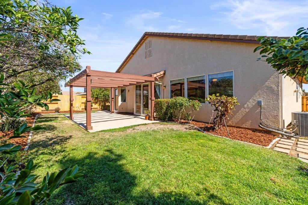 Galt, California, 95632, United States, 3 Bedrooms Bedrooms, ,2 BathroomsBathrooms,Residential,For Sale,1983773