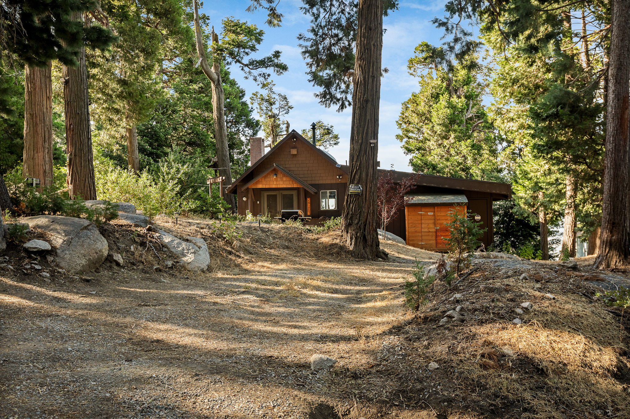  24251 Great View Drive, Crestline, CA 92325 - 物件實景