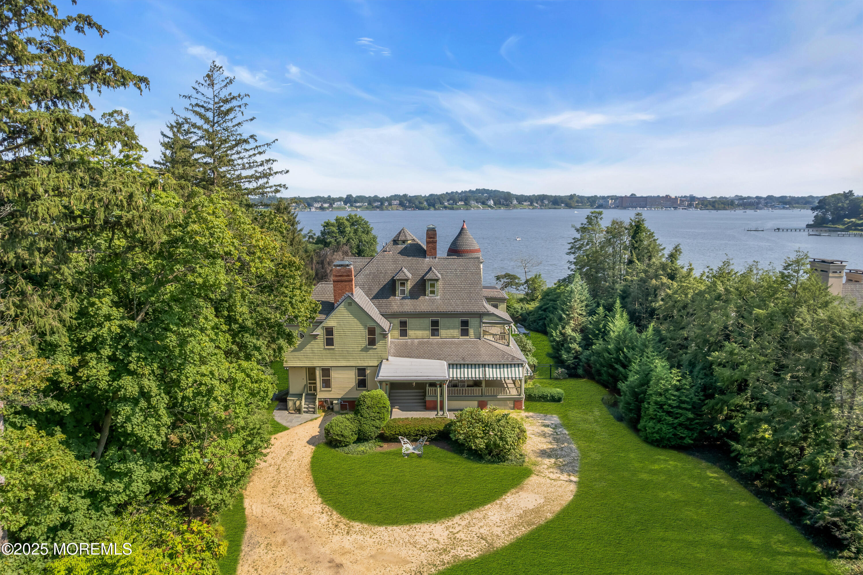 Red Bank, New Jersey, 07701, United States, 9 Bedrooms Bedrooms, ,6 BathroomsBathrooms,Residential,For Sale,1934404