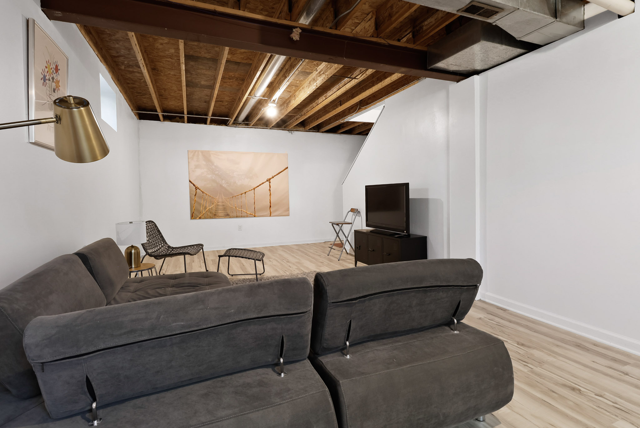 Valparaiso, Indiana, 46385, United States, 5 Bedrooms Bedrooms, ,3 BathroomsBathrooms,Residential,For Sale,1978231