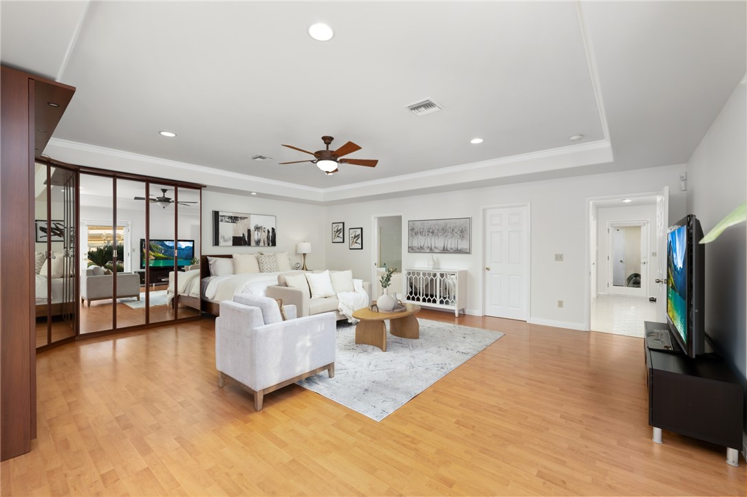 Arcadia, California, 91007, United States, 3 Bedrooms Bedrooms, ,2 BathroomsBathrooms,Residential,For Sale,1989649