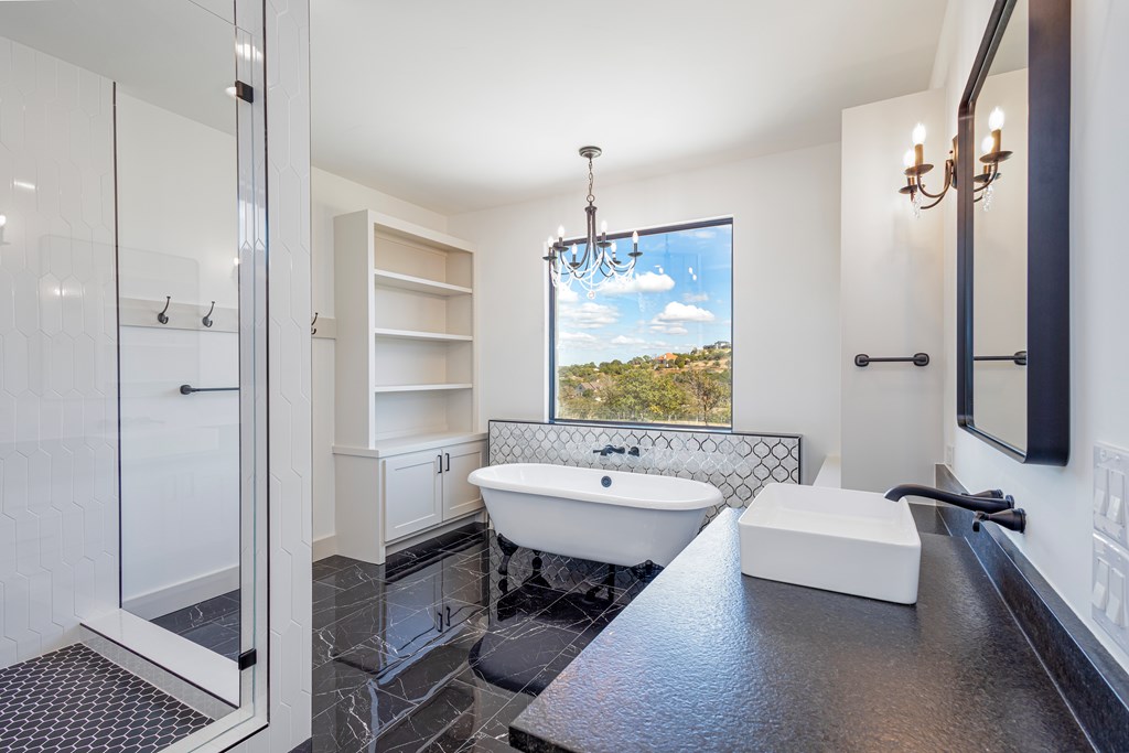 204 Beverly Hills Lane, Kerrville, Texas, 78028, United States, 4 Bedrooms Bedrooms, ,3 BathroomsBathrooms,Residential,For Sale,204 Beverly Hills Lane,1645289